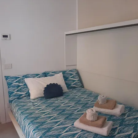 Ferienhaus Mini A Pochi Passi Dal Mare Blue&green Santerenzo *